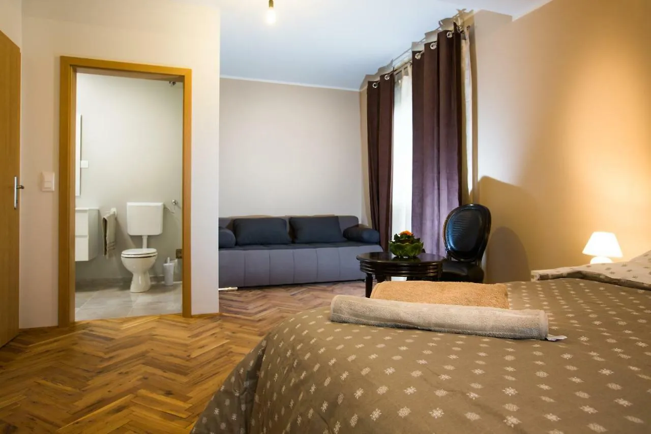 New Rooms & Apartments In Λιουμπλιάνα 0*,  Σλοβενία