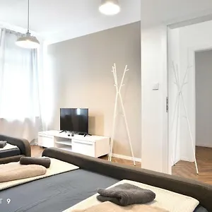 Апартаменты Downtown / Free Parking, Любляна